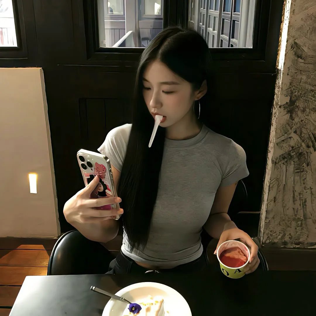 为黛茜小姐开车
